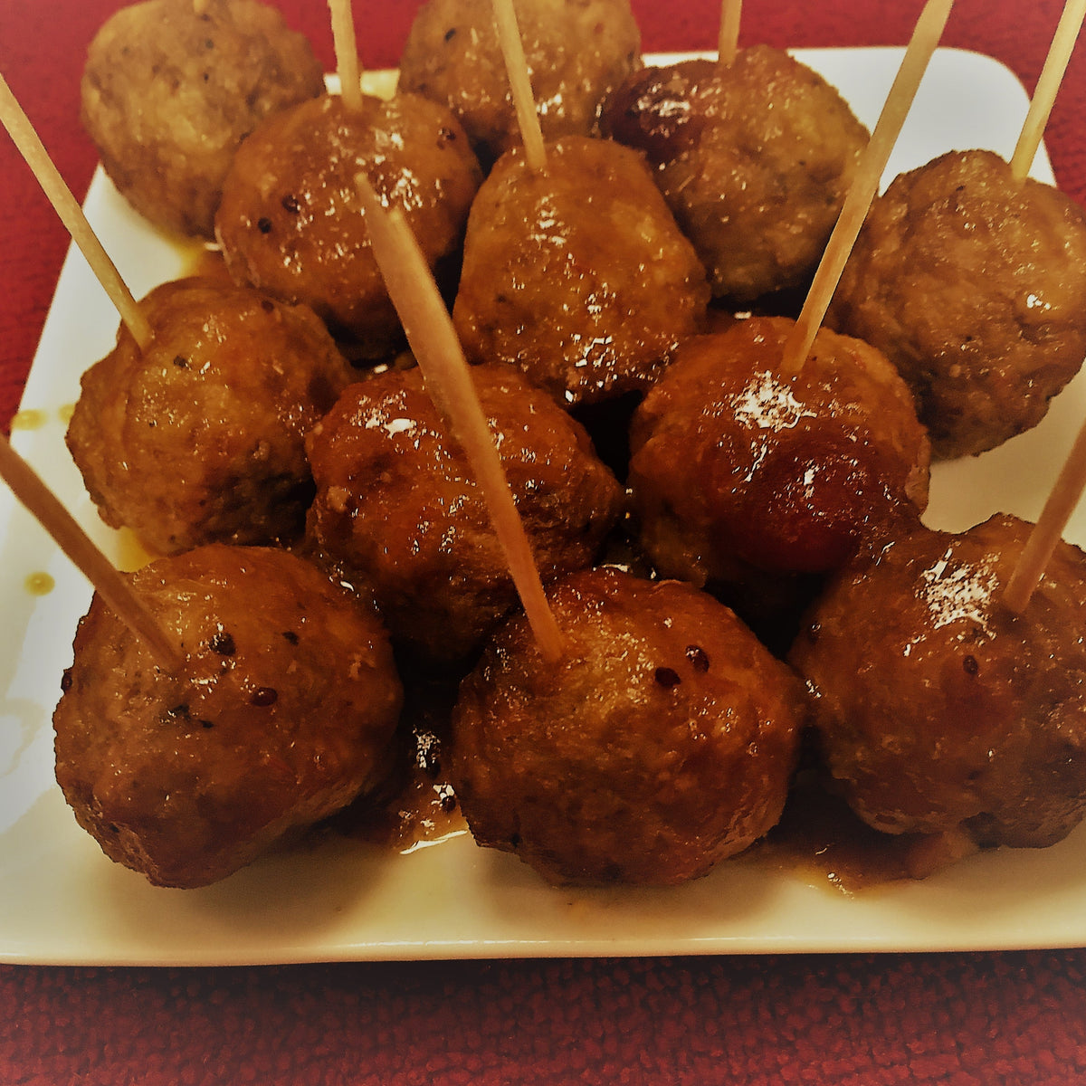 Sweet and Spicy Cocktail Meatballs